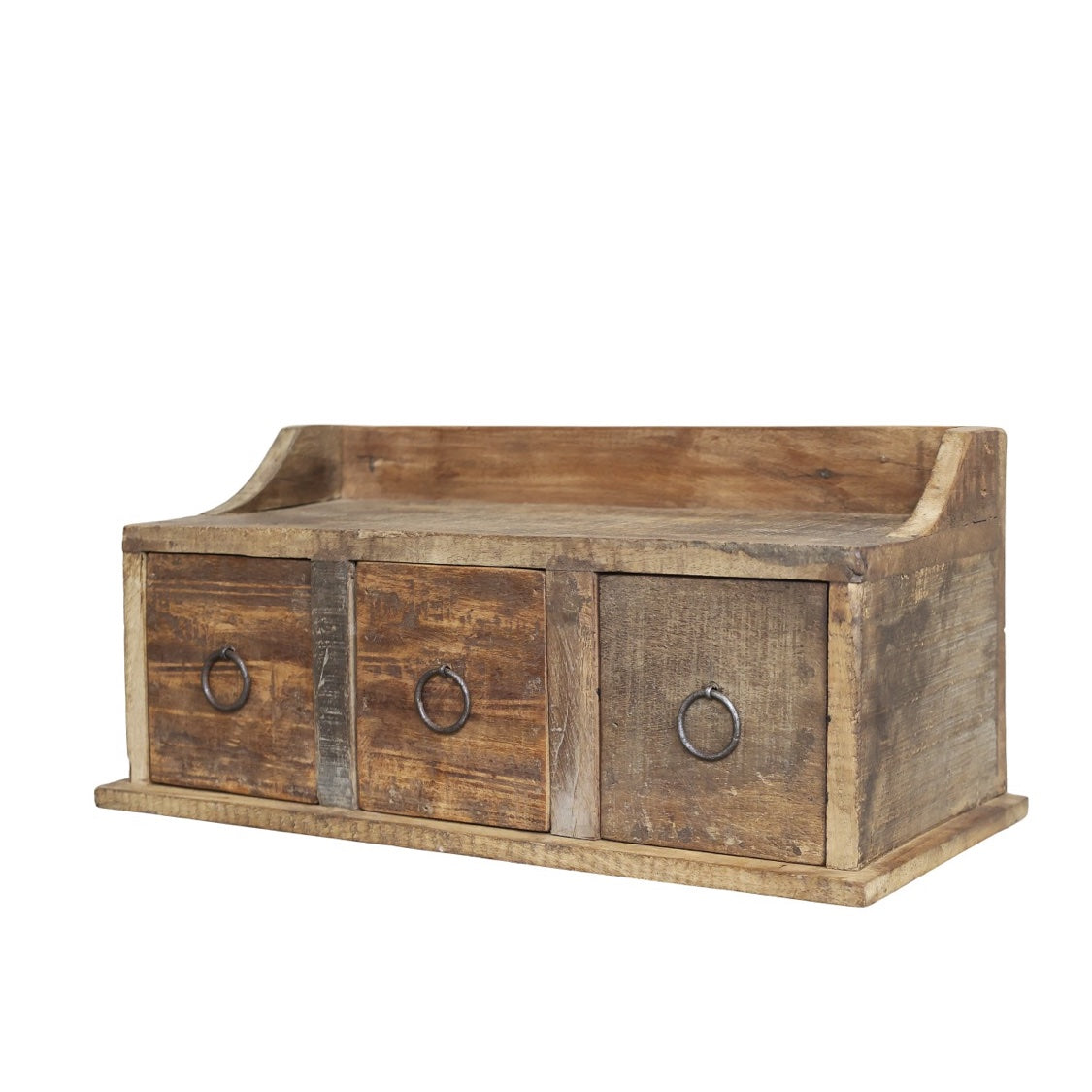 hylle med skuffer rustikk gjennvunnet resirkulert treverk redesign chic