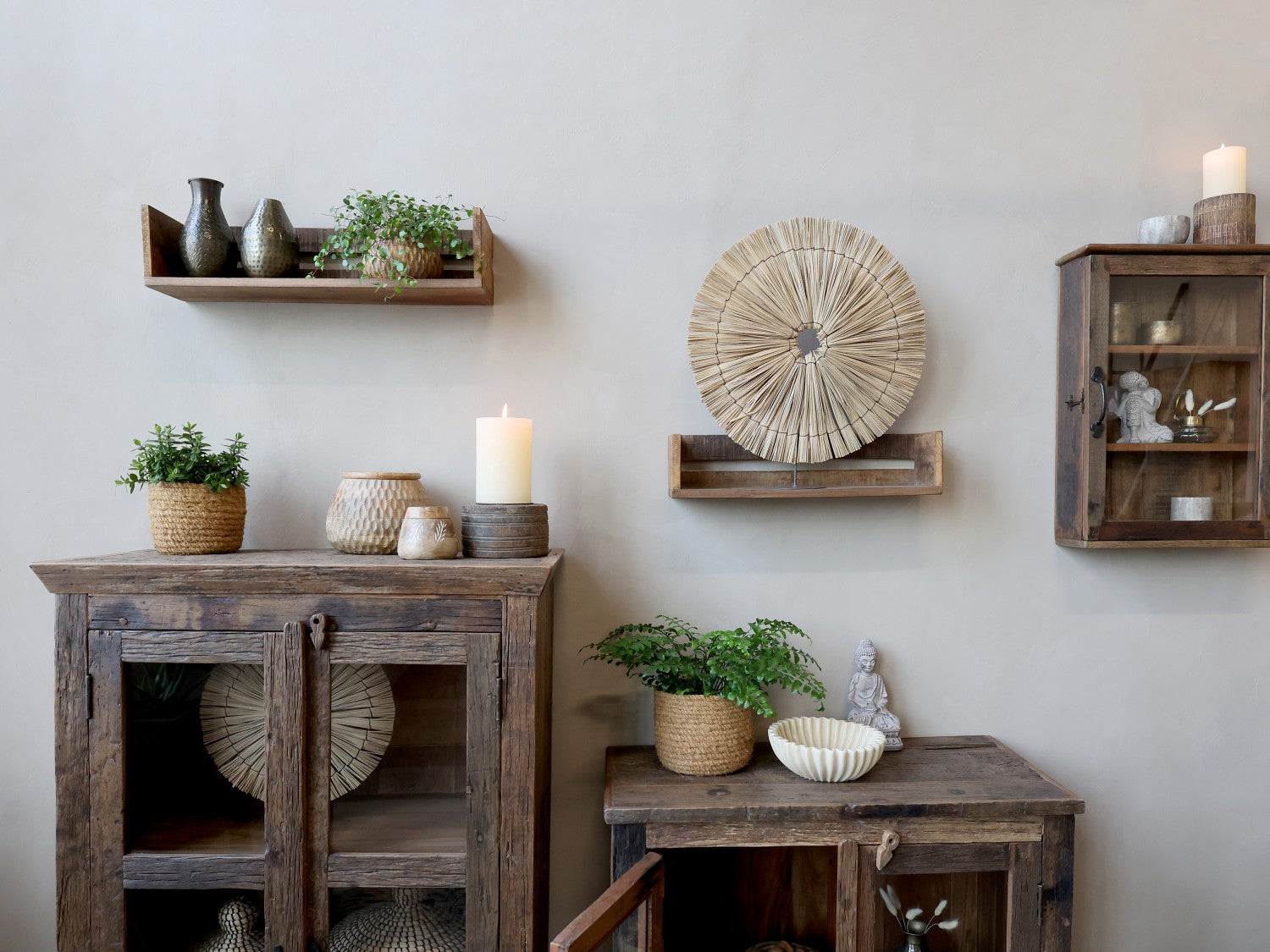 hylleresirkulert treverk gjennvunnet tre rustikk chic antique interiør