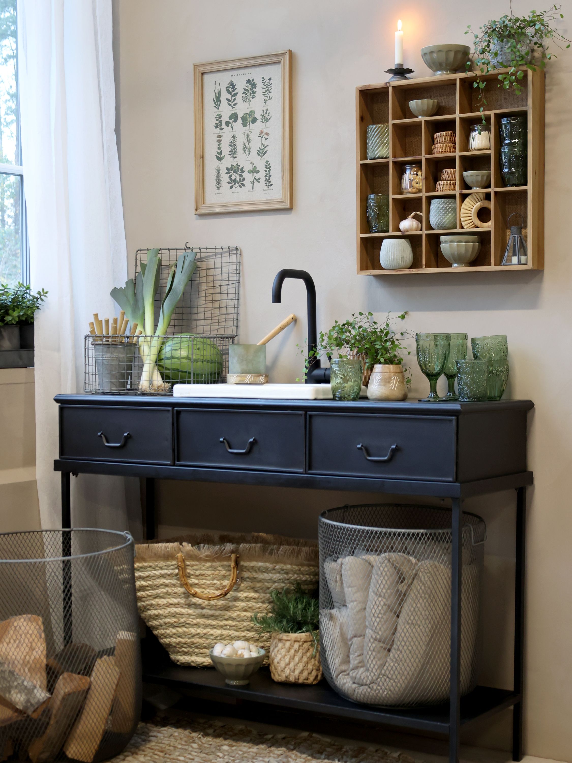 Trehylle m/ Flere Rom - 49x49cm