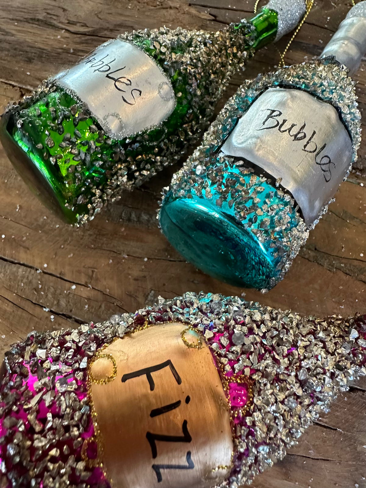 julepynt julekule flaske prosecco champagne bobler