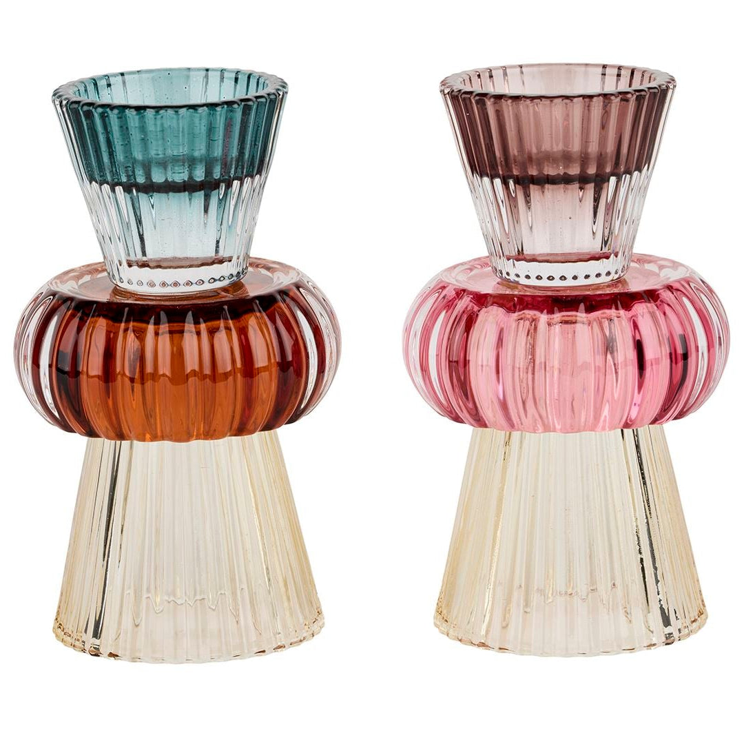 liten lysestake laget i farget glass