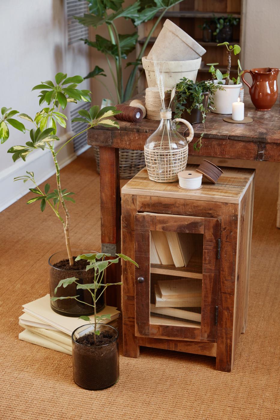 Sidebord m/Glassdør, Rustikk Treverk