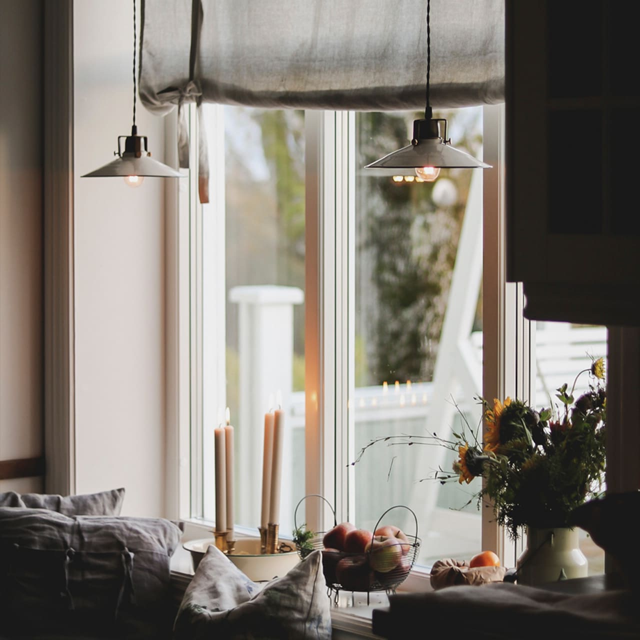 skomakerlampe hvit miljøbilde inspirasjon lampe