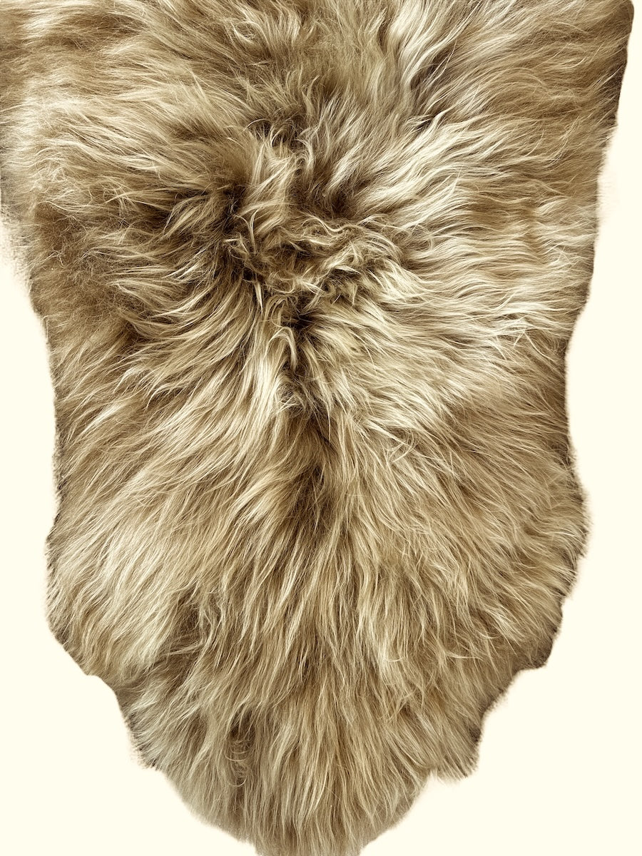 Saueskinnsfell, Brun Langhåret - 70x220cm