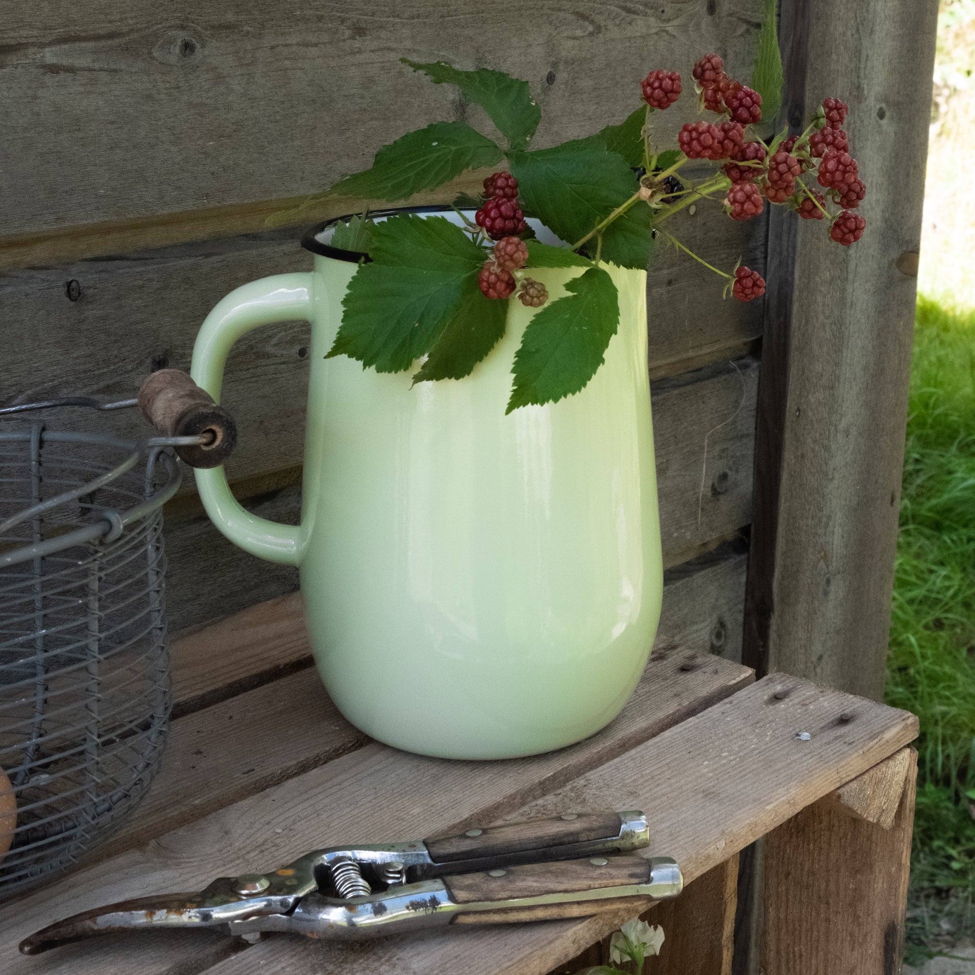 emalje kanne mugge grønn strömshaga ib laursen 690525