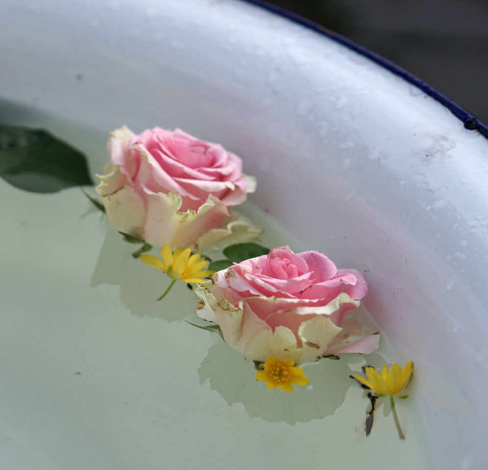 Stor Vintage Emaljebalje, Hvit - Ø65cm