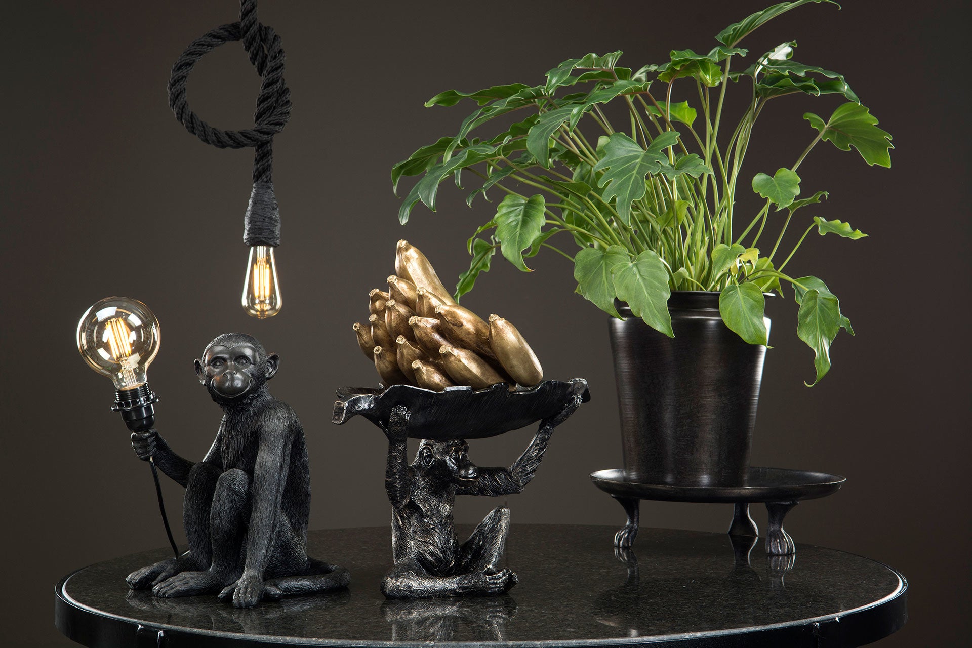 lampe tau svart alot 1799