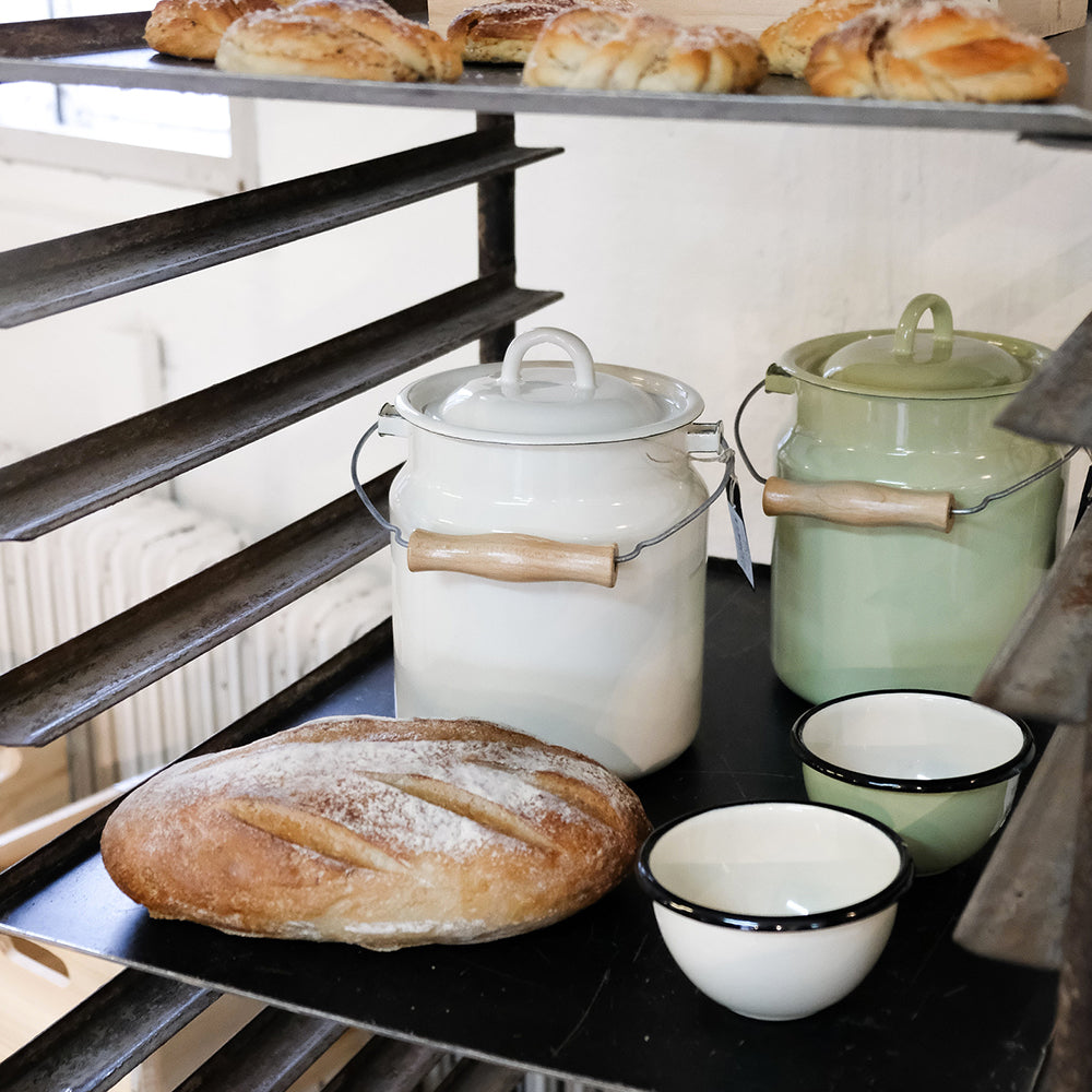 melkespann emalje hvit spann bøtte gammeldags nettbutikk