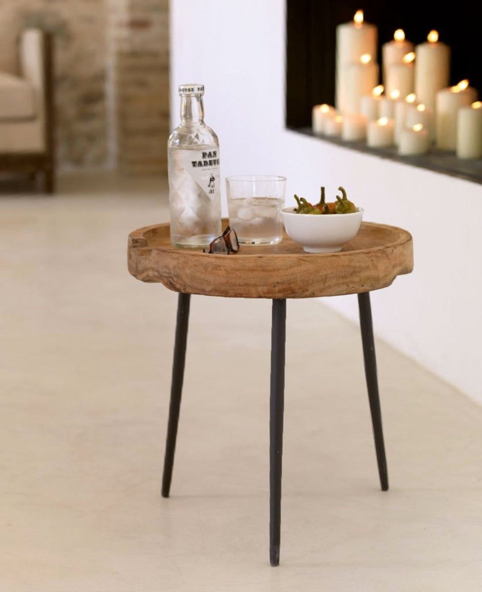 rundt sidebord side table bord stue teak nettbutikk hus hytte drink sprit