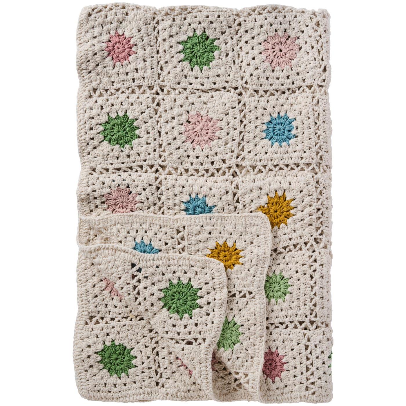 klassisk heklet pled med blomstermønster