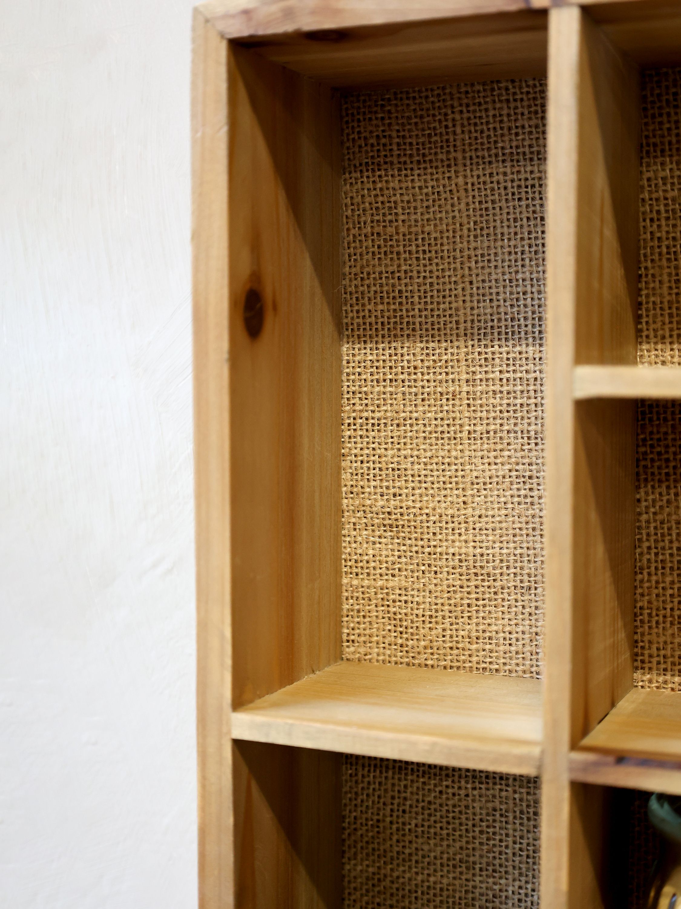 Trehylle m/ Flere Rom - 49x49cm