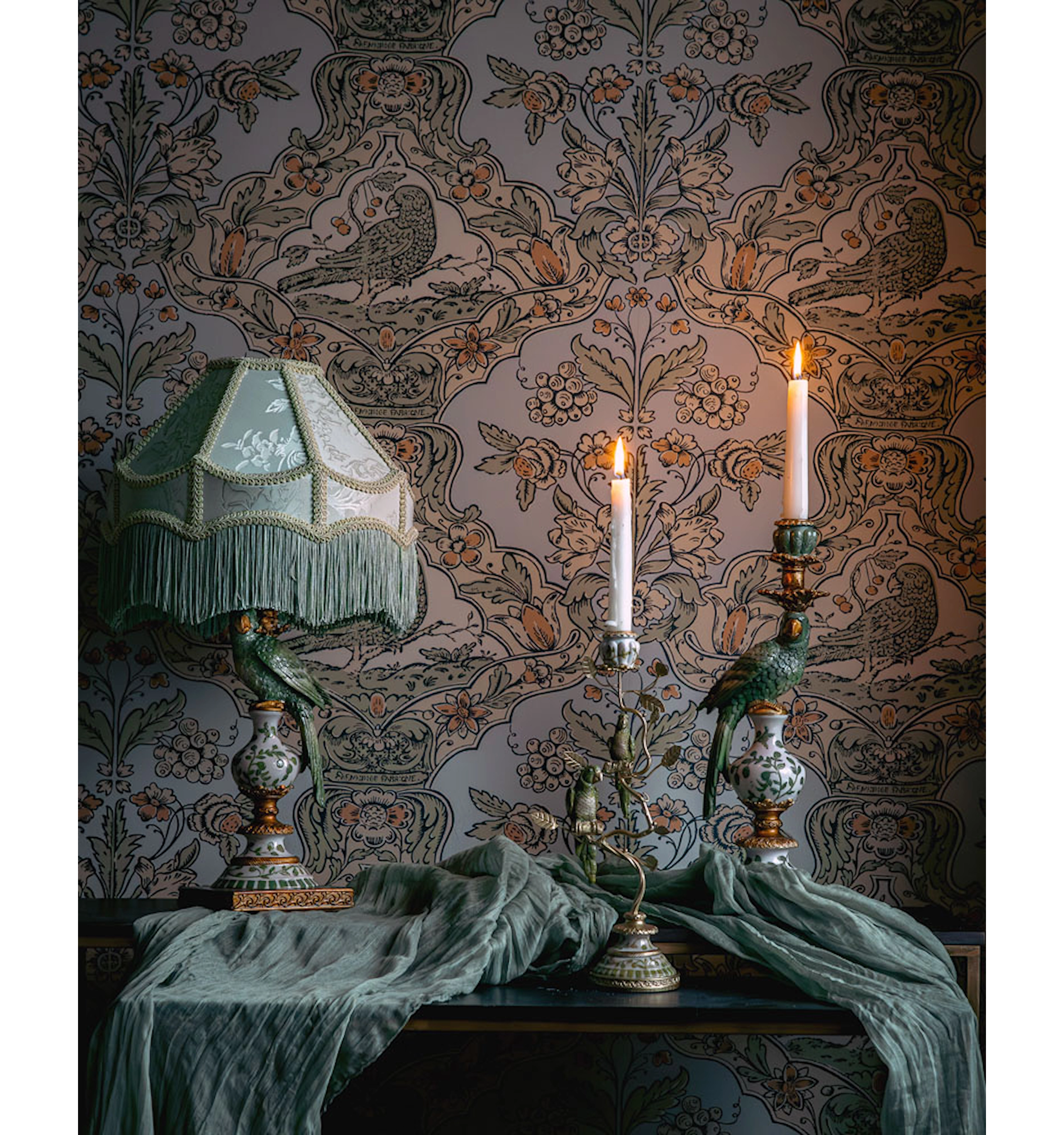 lampe / bordlampe med papegøye - grønt og gull toner