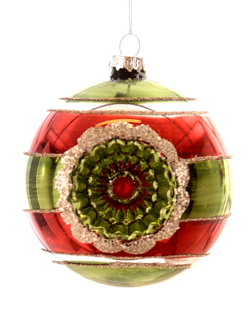 rød og grønn julekule med reflekor
