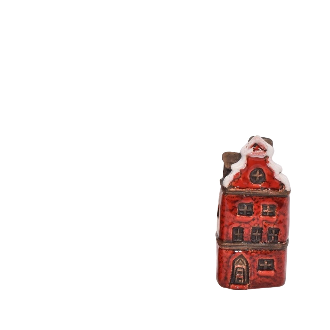 rødt lite hus juledekor julepynt