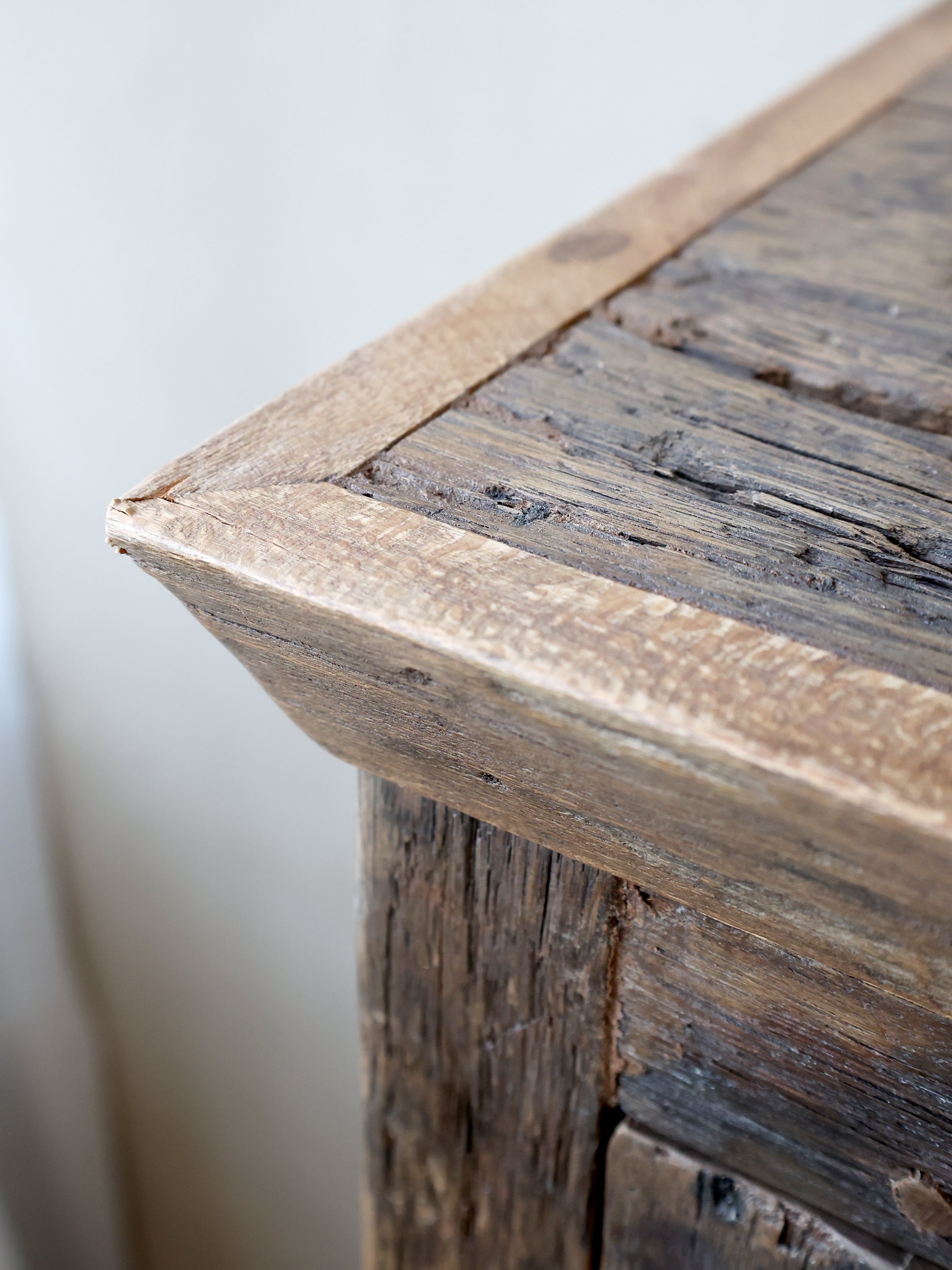 Rustikk Vitrineskap - 80x140cm