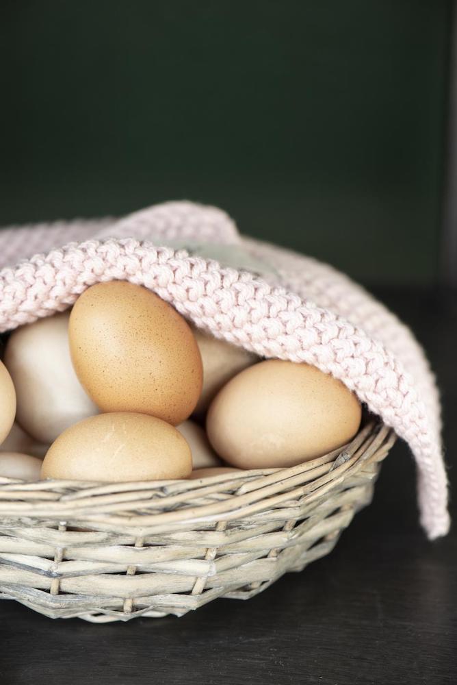 brødkurv kurv liten egg brød flettet pil ib laursen